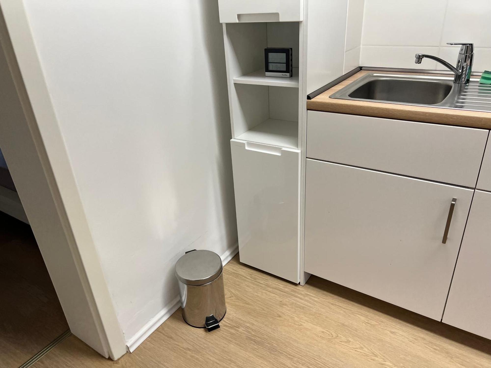 Modernes Untergeschoss-apartment * Hannover